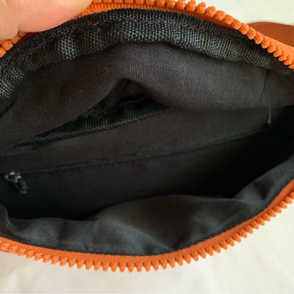 Fighting Eel Fanny Pack - Picture 4 of 6